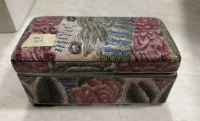 Chinese Porcelain Trinket Box
