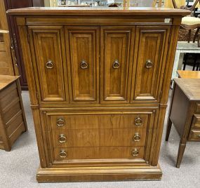 Late 20th Century Oak Gentleman's Dresser