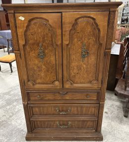 Huntley by Thomasville Entertainment Armoire