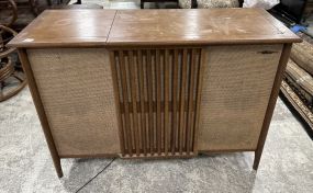 Capehart Mid Century Radio/Record Cabinet