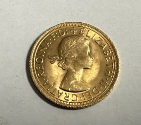1967 Gold Sovereign Elizabeth II Young Head
