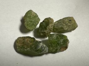 5 piece Peridot Stones