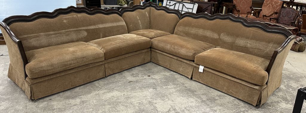 453 Rachlin Classics Three Piece Sectional New Years 2024 Online