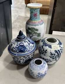 Chinese Blue and White Porcelain Vase and Vase