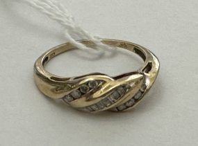 Ladies 10k Gold Baguette Diamond Wave Ring Size 7