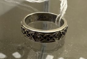 .925 Sterling Ring Band with Celtic Knot Pattern Size: