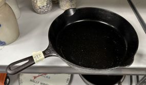 Griswold #8 Cast Iron Pan