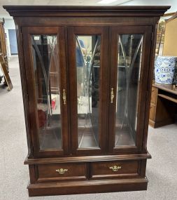 Bassett Furniture Cherry Lighted Display Cabinet