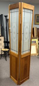 Two Panels Glass Screen