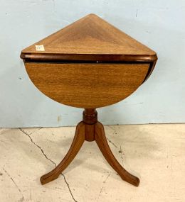 Traditional Folding Top Cricket Table 26