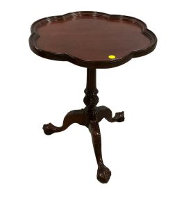 Reproduction Ball n Claw Pedestal Round Table 22
