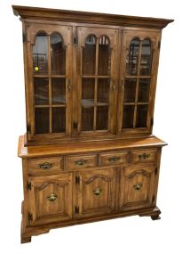 Keller Co. Late 20th Century China Cabinet
