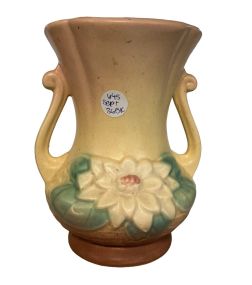 Hull Pottery Water Lily vase 7