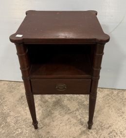 Duncan Phyfe Mahogany Side Table 28