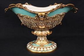 Old Paris porcelain center bowl