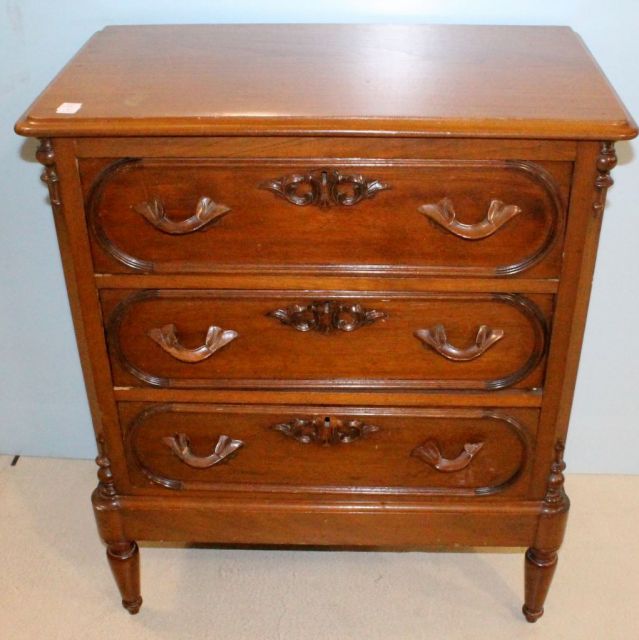 19th Century Victorian Three Drawer Chest