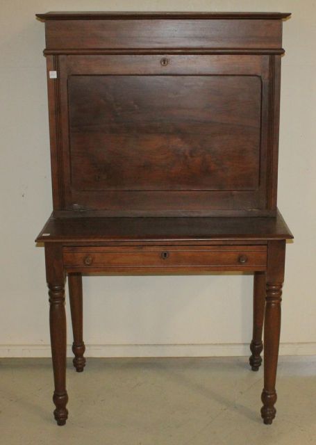 Primitive Walnut Plantation Desk