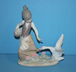 Lladro Figurine 