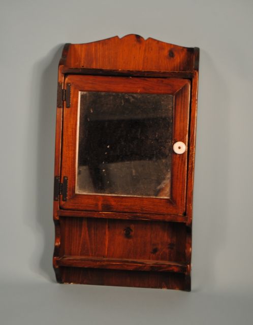 Hanging Medicine Cabinet