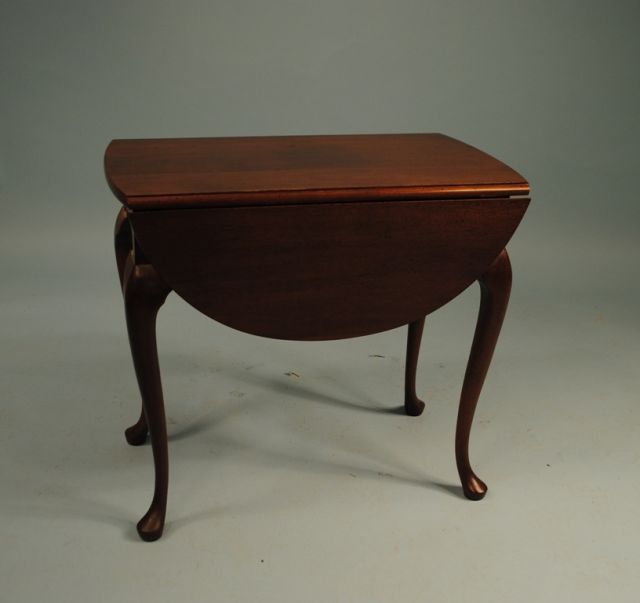 Queen Anne Drop Leaf Table