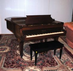 Richmond Baby Grand Piano