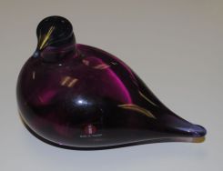 Iittala Glass Bird by Glass Artist, Oiva Toikka.  Signed 