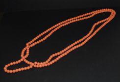 Lady's Coral Necklace