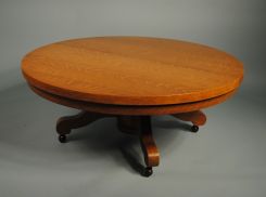 Round Oak Table