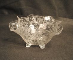Elegant glass bowl with Fluted (ruffled edge).