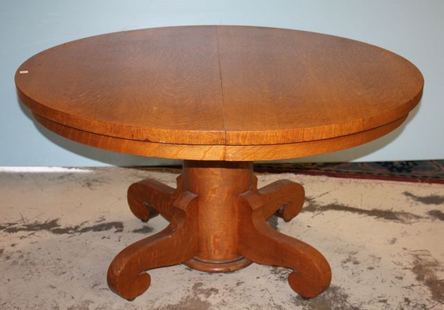 Round Oak Empire Dining Table