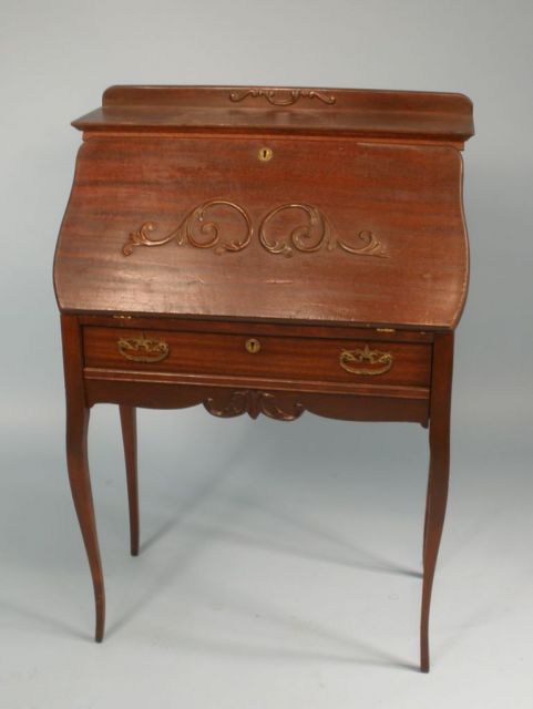 Mahogany Lady's Fall Front Desk