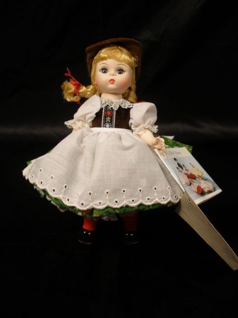Madame Alexander Doll in original box - Austria