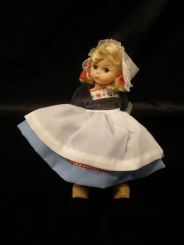 Madame Alexander Doll in original box - Netherlands