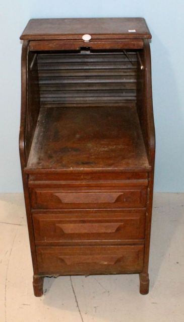 Early 20th Century Oak Typewriter Desk