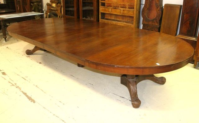 Late 19th Century Mahogany Dining Table