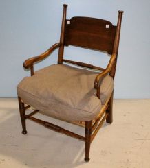 Early American Style Arm Chair with Rush Seat