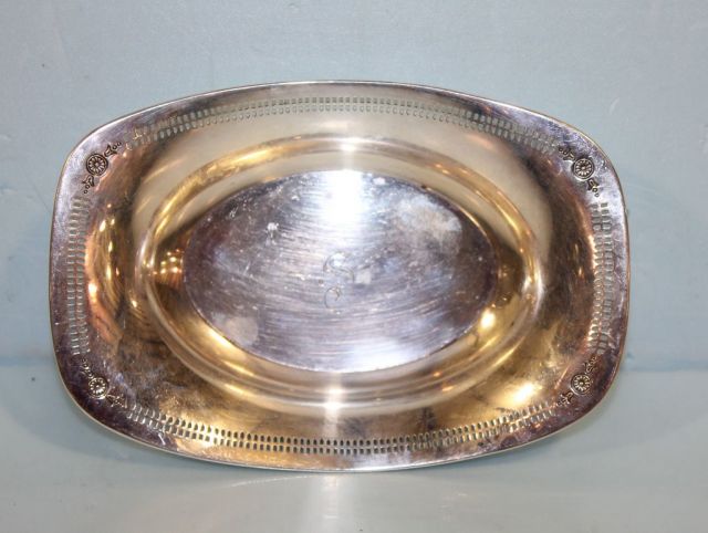 International Sterling Small Oval Dish