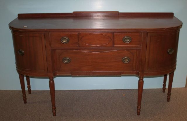 Thomasville Vintage Sheraton Style Sideboard