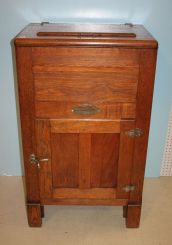 Buckeye No. C1 Oak Ice Box with Lift Top