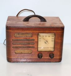 Transitene Radio in Walnut Case