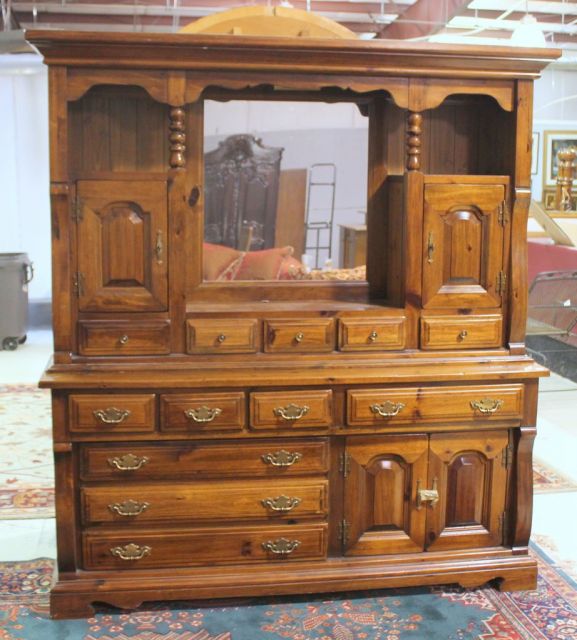 Contemporary Chest of Drawers with Mirrored Bookcase Top