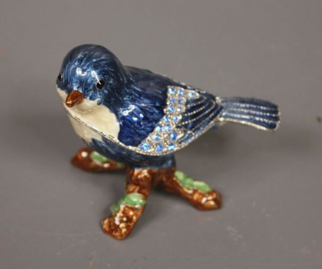 Nobility Enamel Bird (box)