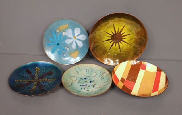 Five Bovana (Cheshire Conn..) Enamel Ashtrays