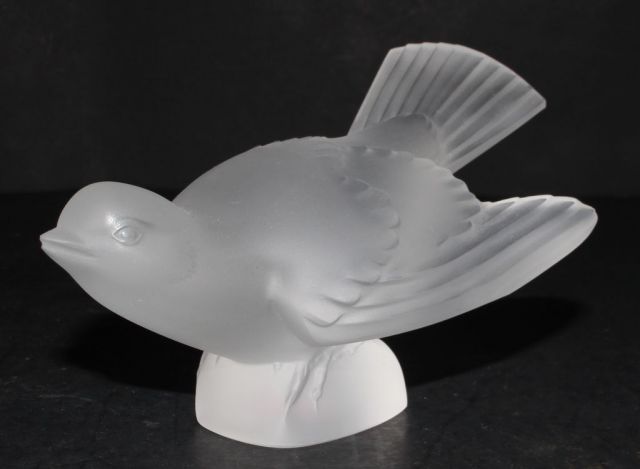 Lalique Figure of Sparrow