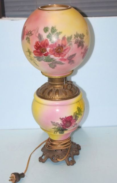 Victorian Gone with the Wind Lamp