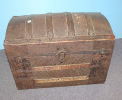 Vintage Dome Top Trunk