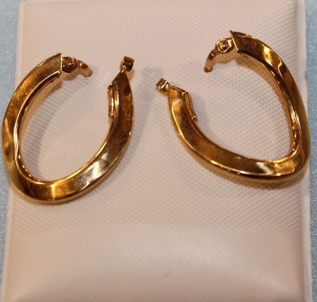 14K Yellow Gold Hoop Earrings