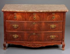 Mid 19th Century Five Drawer Dresser