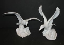 Two Kaiser Porcelain Figurines