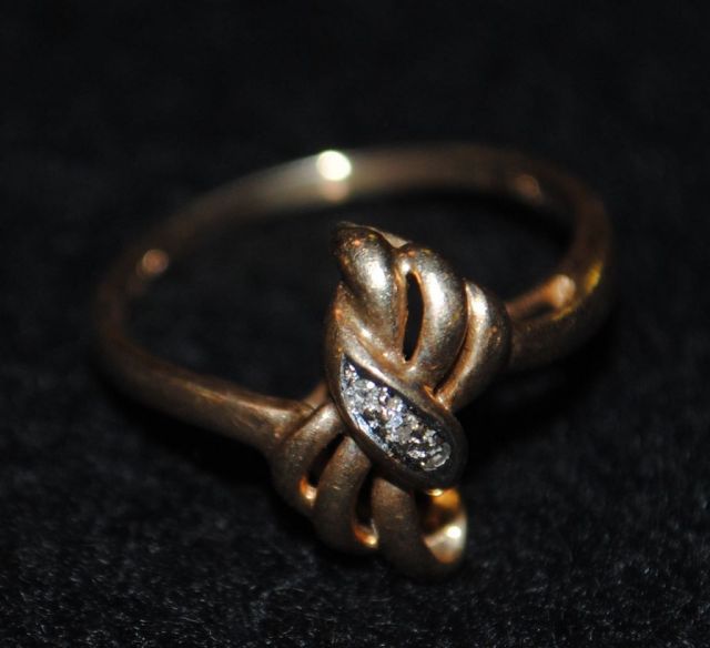 14K Yellow Gold Ladies Ring